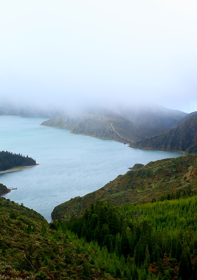 Lagoa do Fogo – trekking na Azorach