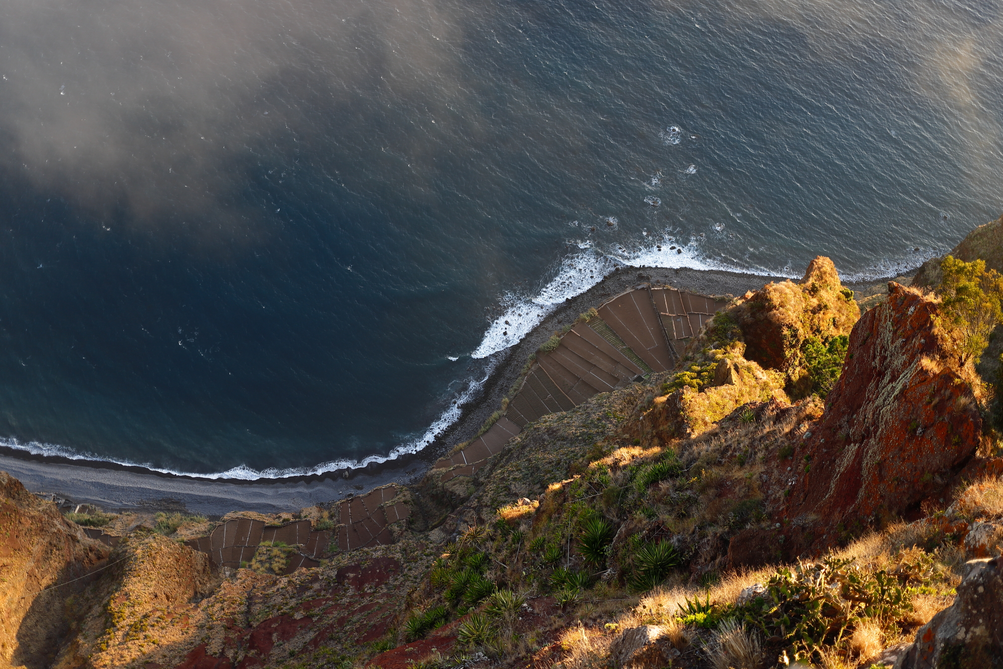 Cabo Girão drugi najwyższy punkt widokowy ze szklanym tarasem