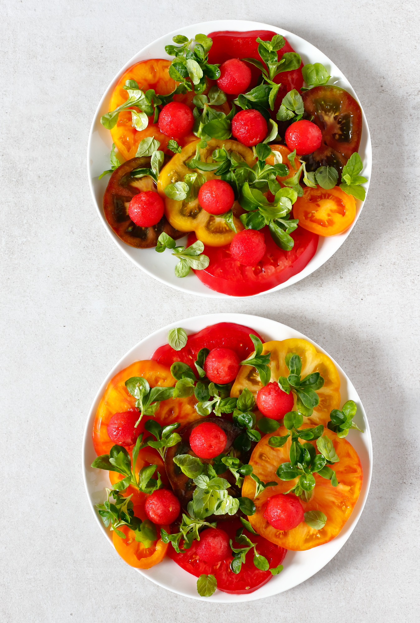 Sałatka z pomidorów i arbuza