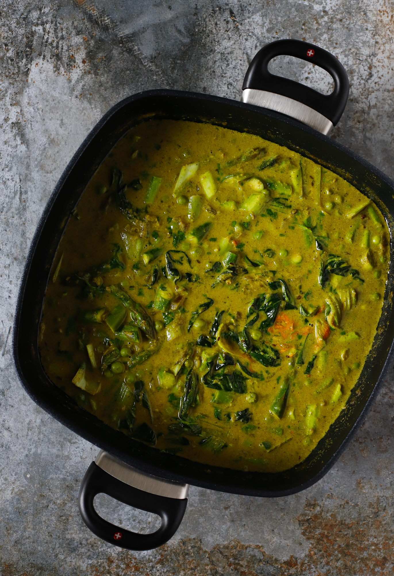 Zielone curry ze szparagami