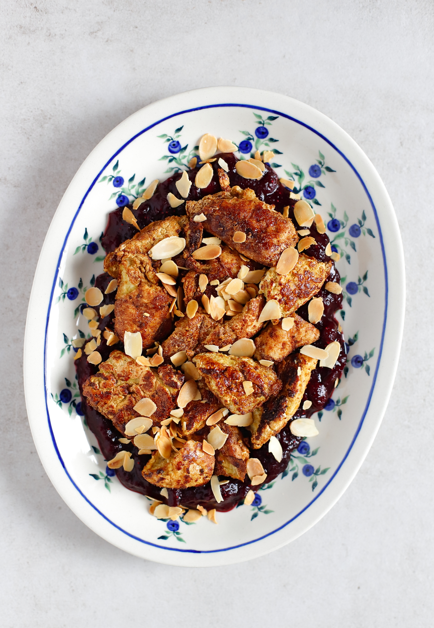 Kaiserschmarrn z żurawiną Kaiserschmarrn z żurawiną