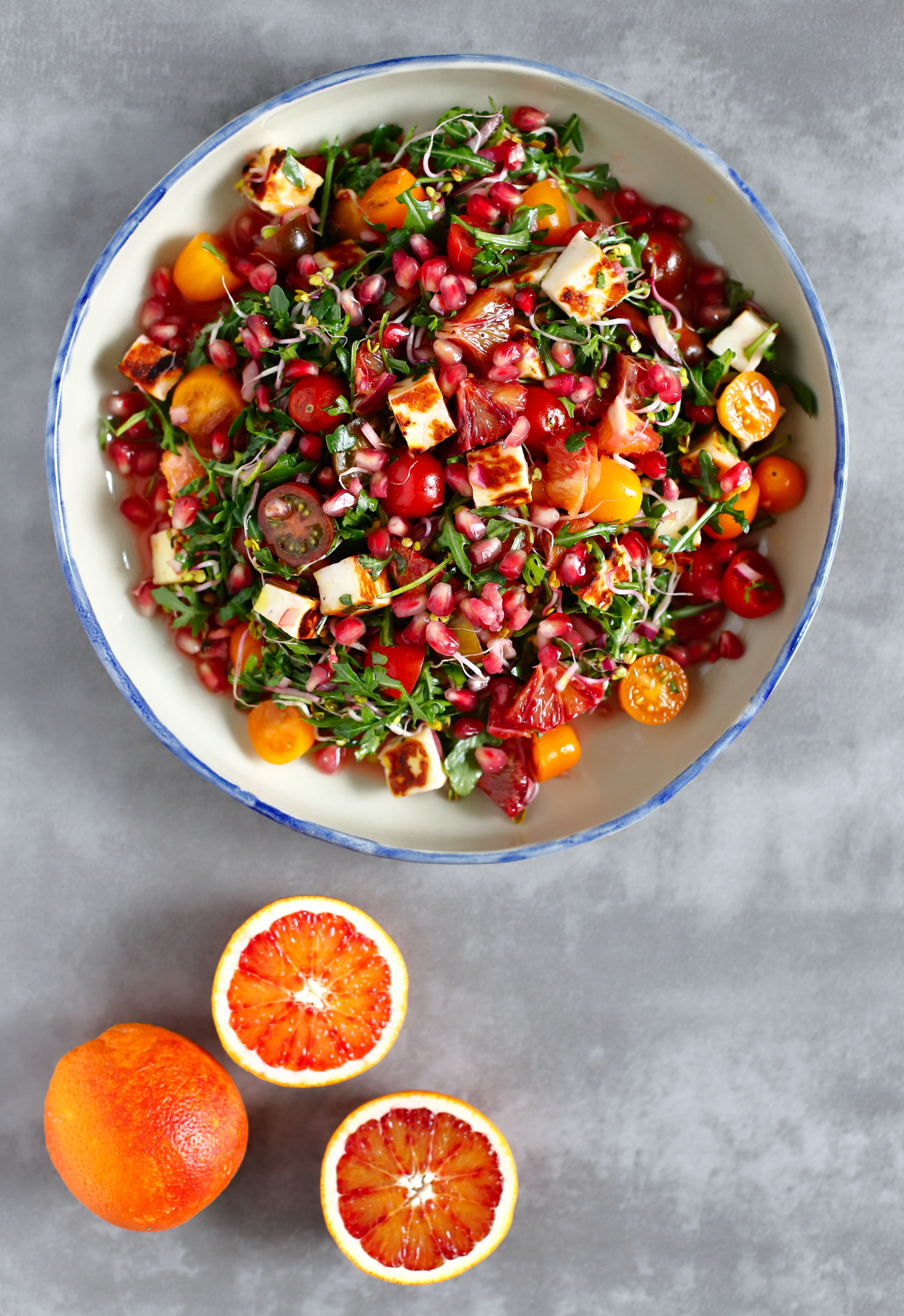 Sałatka ze smażonym halloumi Sałatka ze smażonym halloumi