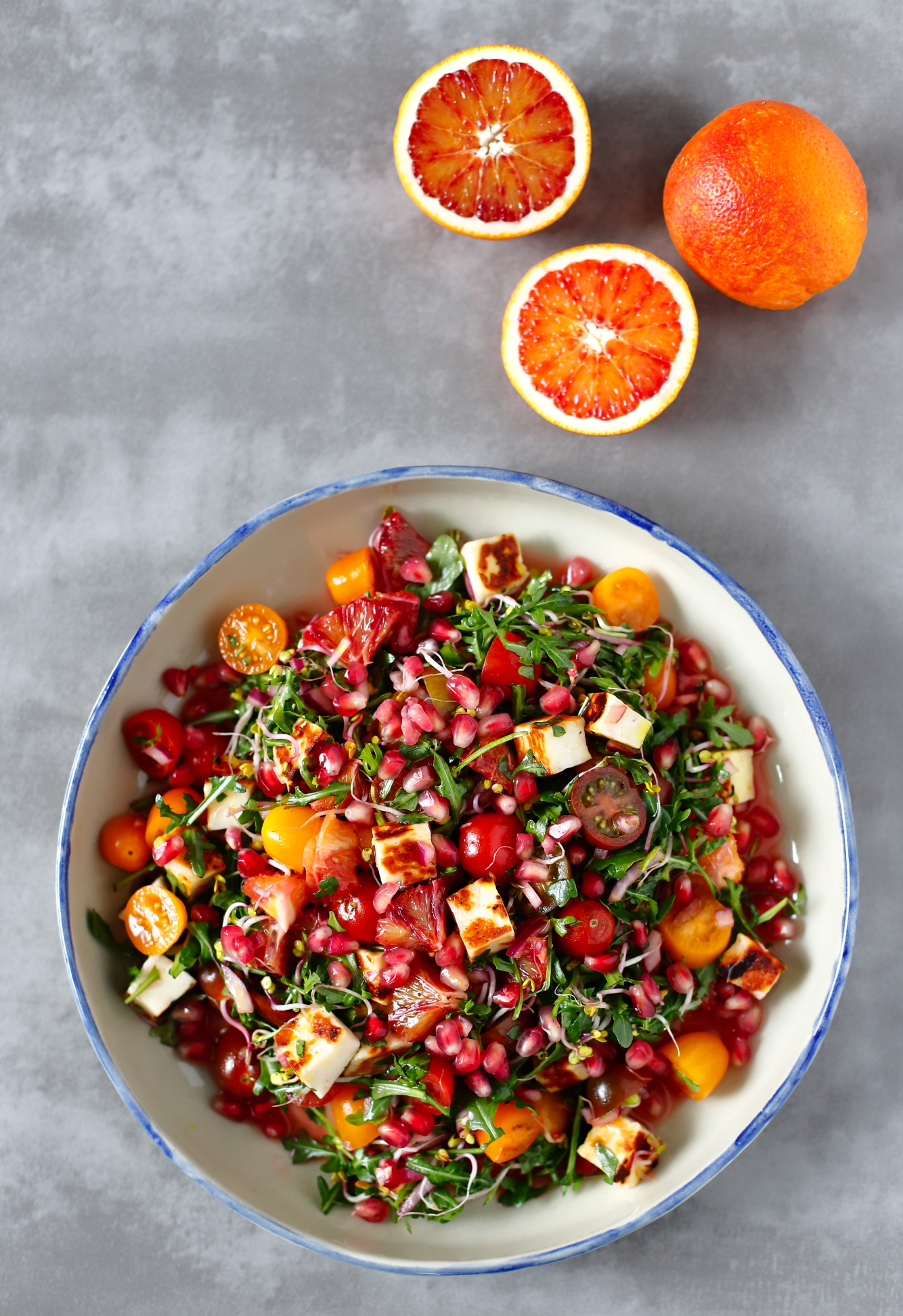 Sałatka ze smażonym halloumi Sałatka ze smażonym halloumi